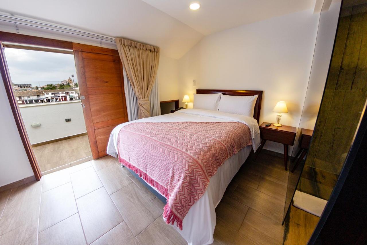 Suite Balcony,1145186914:JPEG